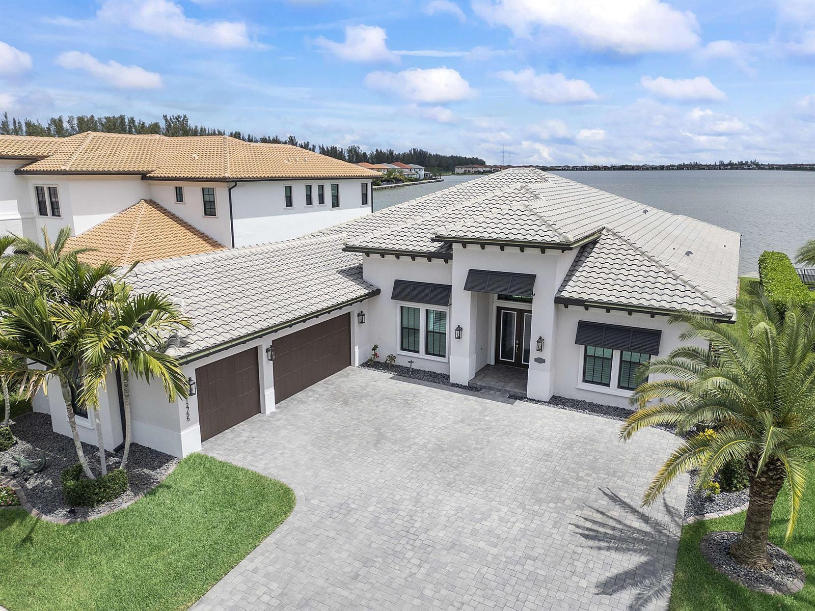 12755 S Parkland Bay Trail, Parkland FL 33076