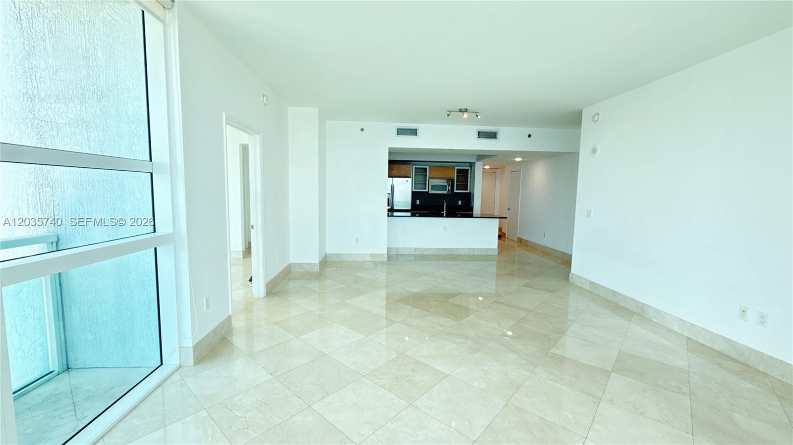 950 Brickell Bay Dr # 3411, Miami FL 33131 photo 2