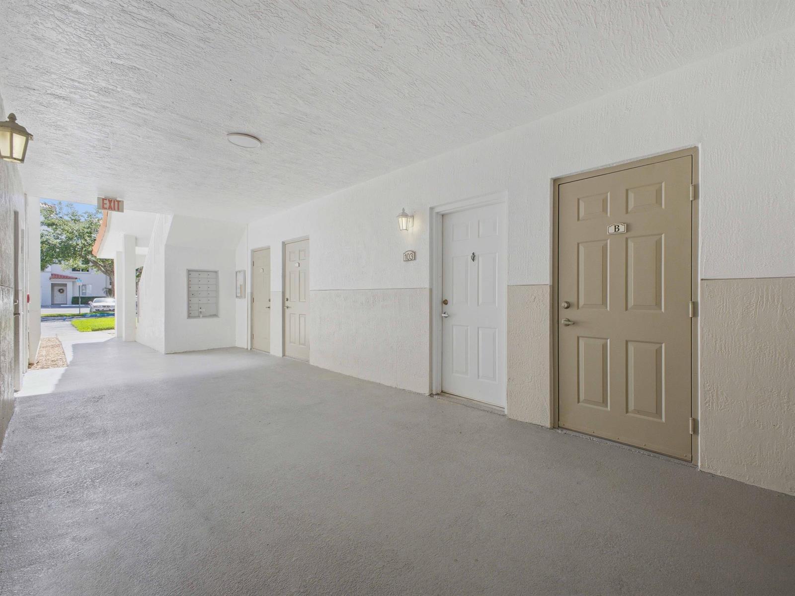 11041 Legacy Boulevard # 103, Palm Beach Gardens FL 33410 photo 2