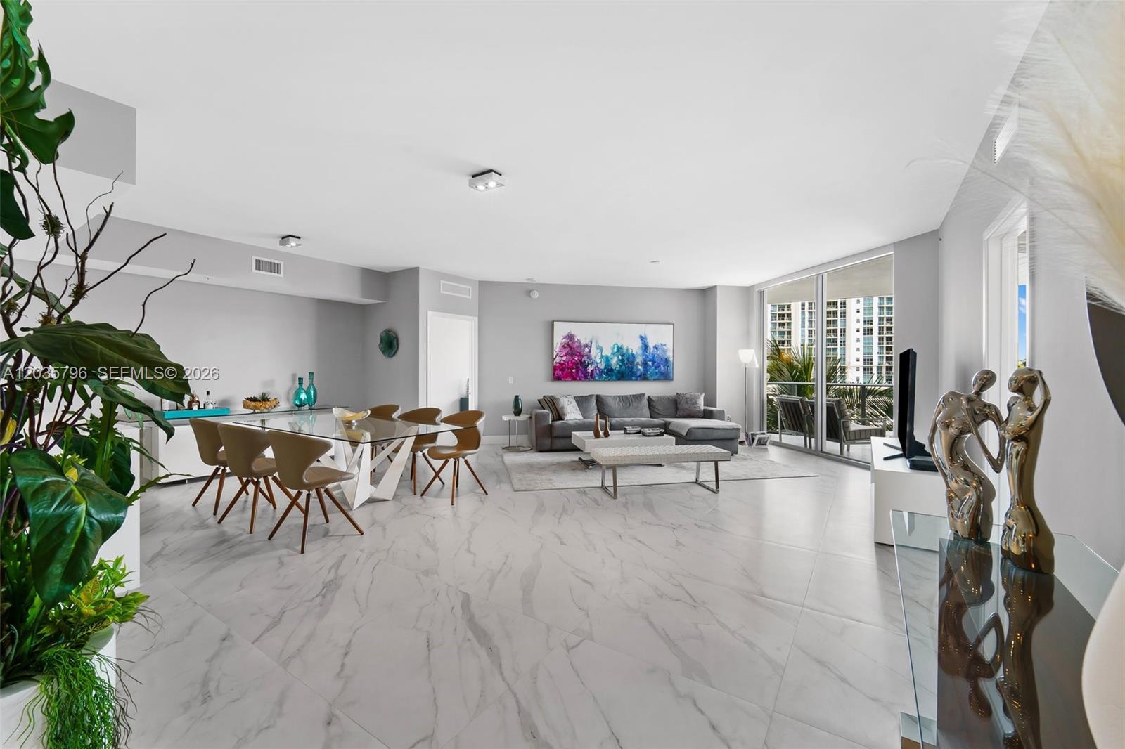 17111 Biscayne Blvd # 307, North Miami Beach FL 33160 photo 4