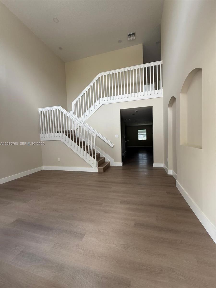 16432 SW 47th Ter, Miami FL 33185 photo 2