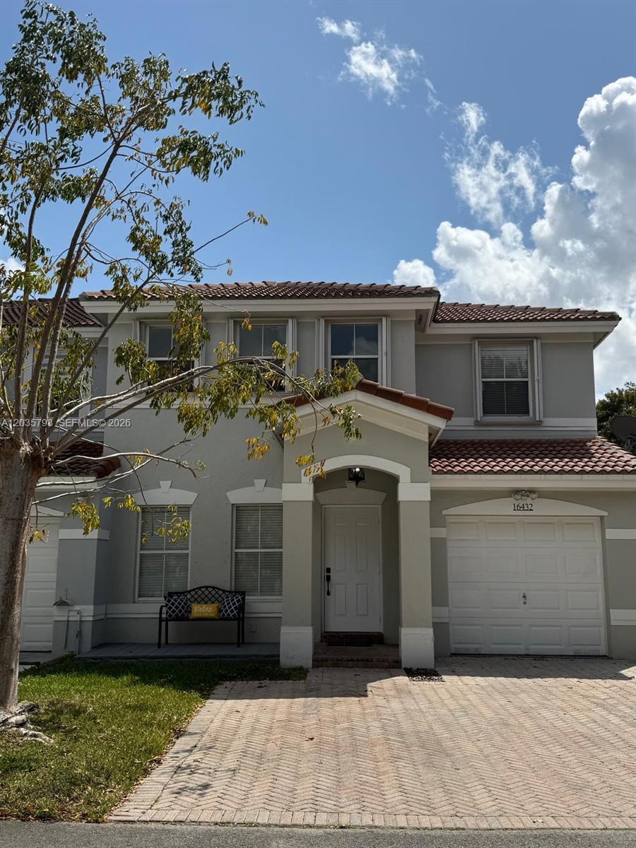 16432 SW 47th Ter, Miami FL 33185