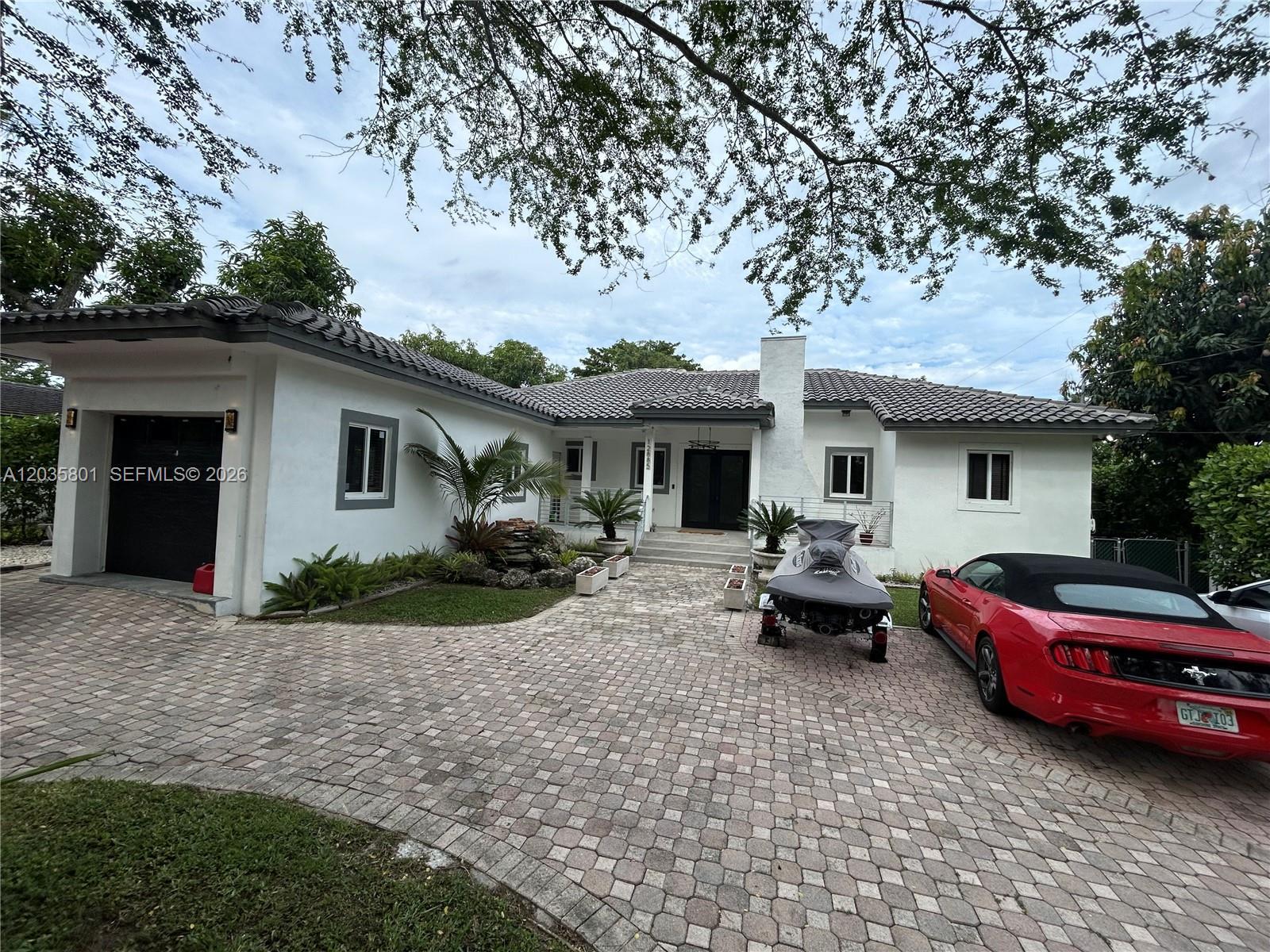 12885 SW 77 AVE, Pinecrest FL 33156