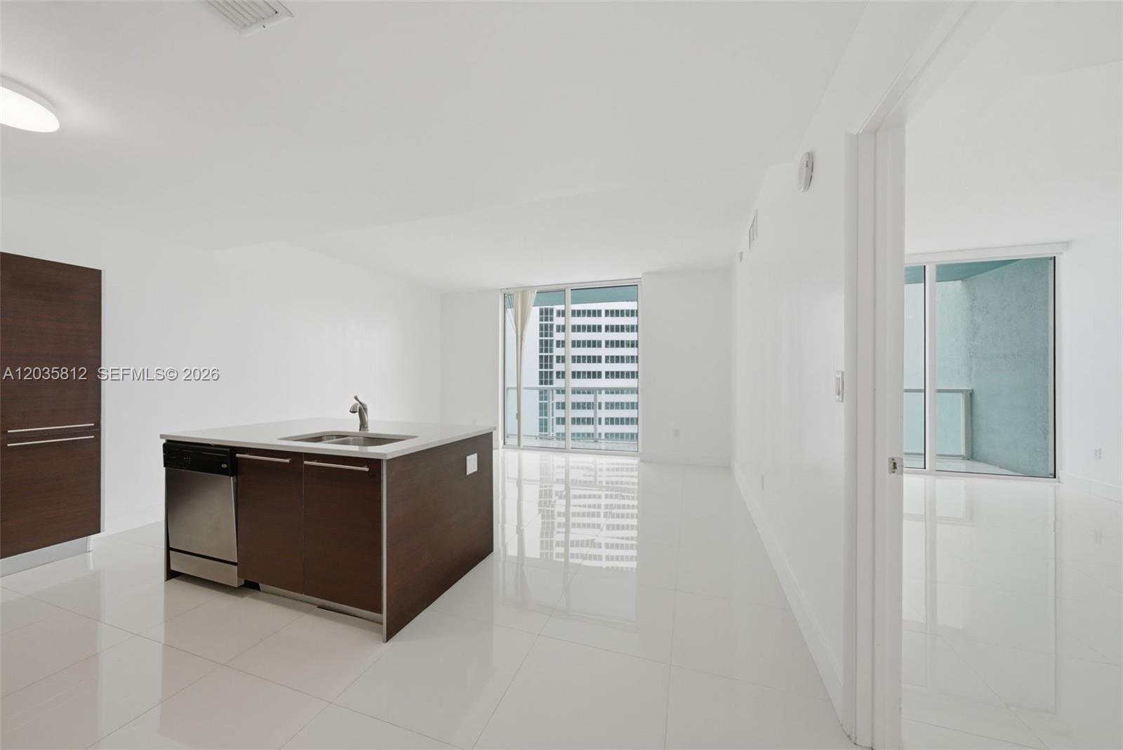 1900 N Bayshore Dr # 2207, Miami FL 33132 photo 3