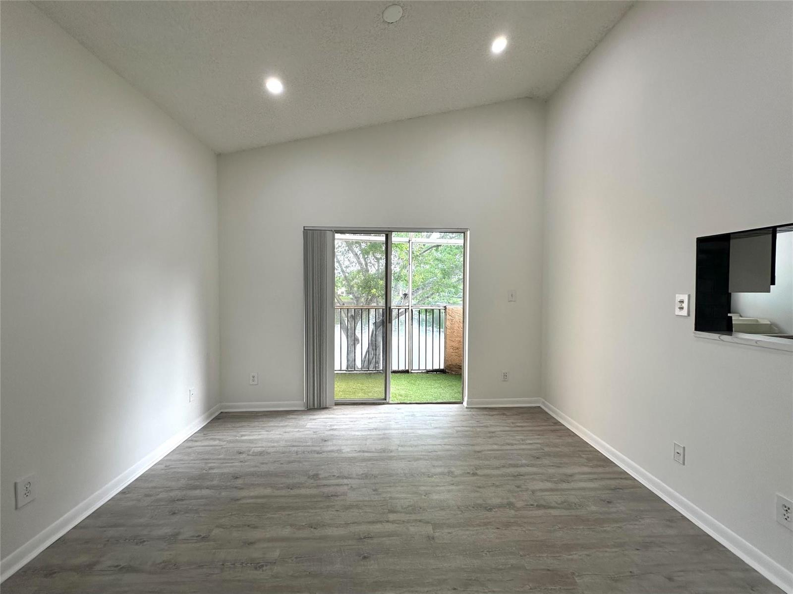 641 Cypress Lake Boulevard # K18, Pompano Beach FL 33064 photo 3