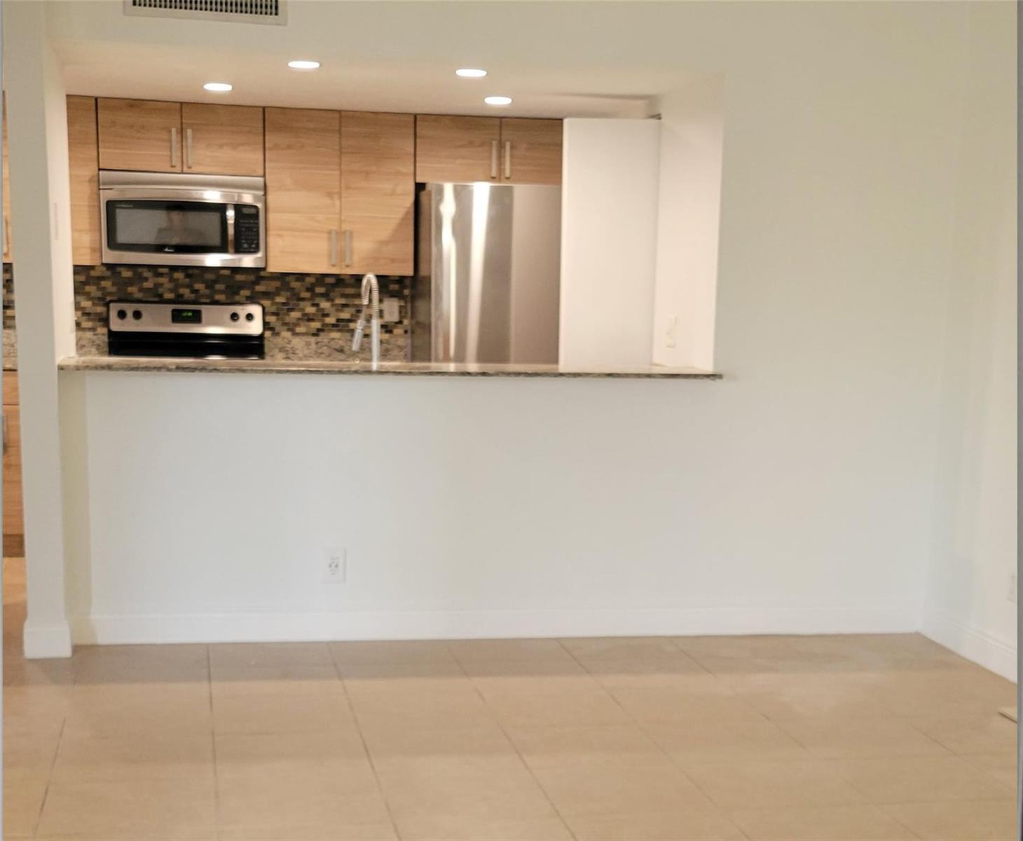 971 NW 122nd Terrace, Pembroke Pines FL 33026 photo 5