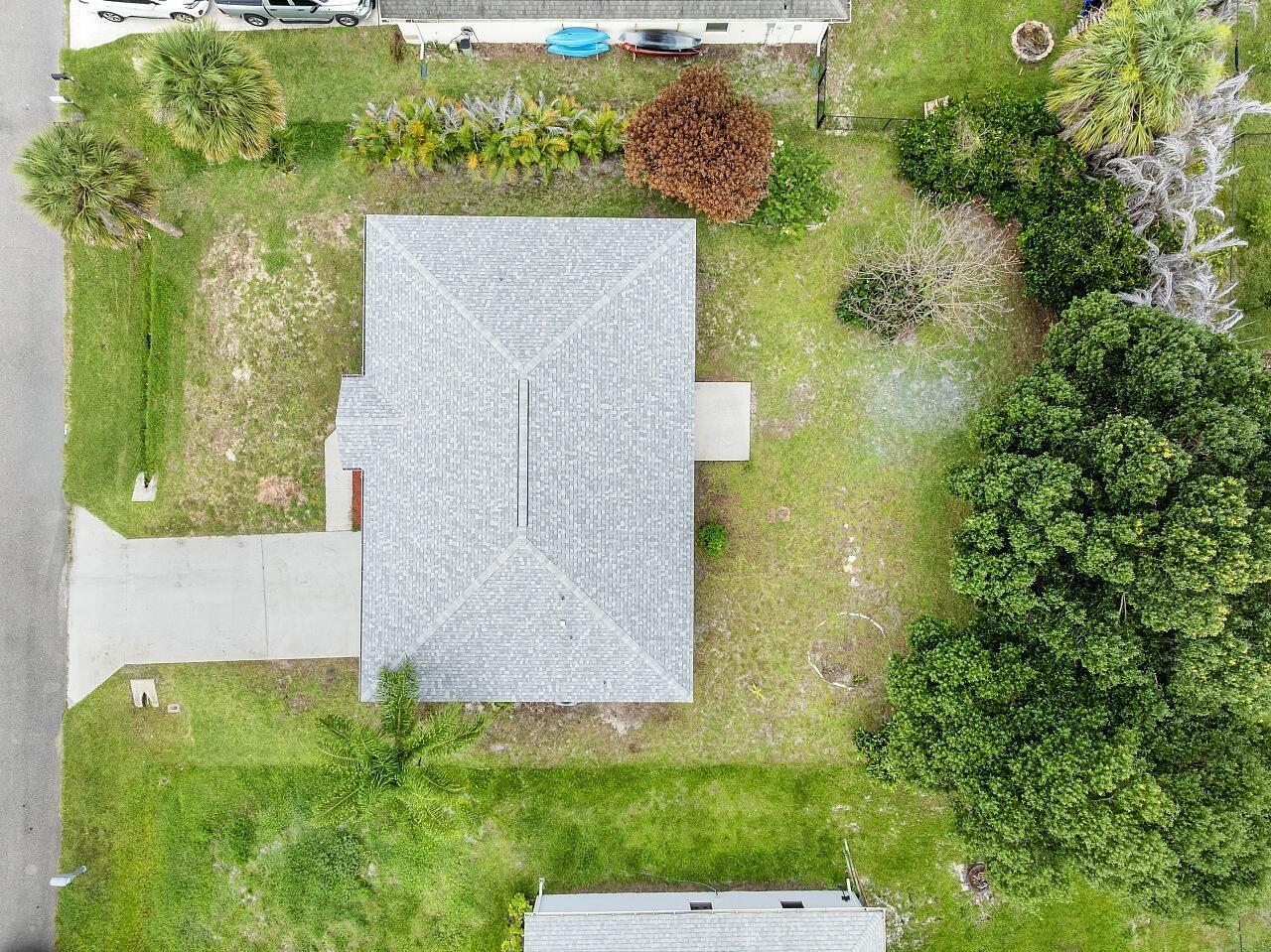 673 Cavern Terrace, Sebastian FL 32958 photo 3