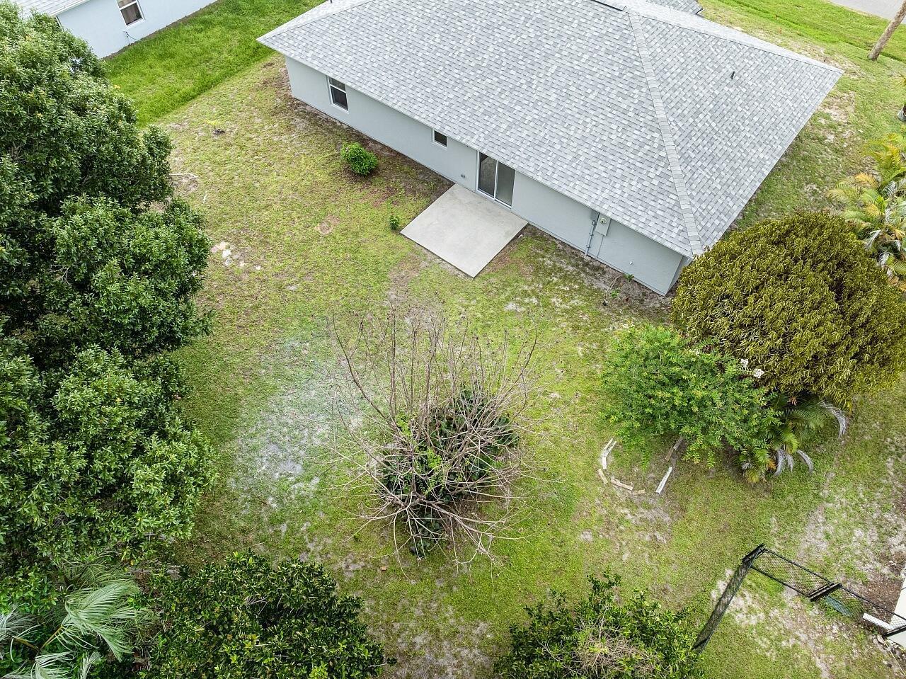 673 Cavern Terrace, Sebastian FL 32958 photo 5
