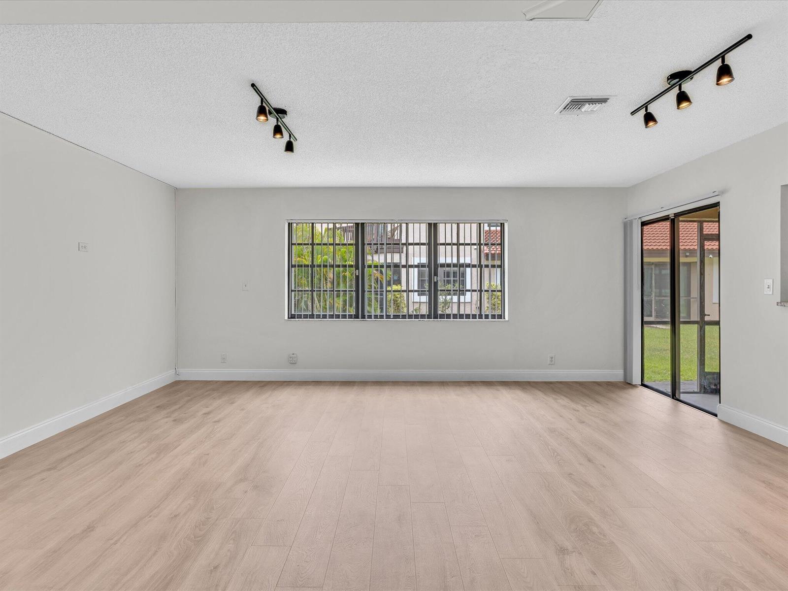 9001 W Sunrise Boulevard, Plantation FL 33322 photo 3