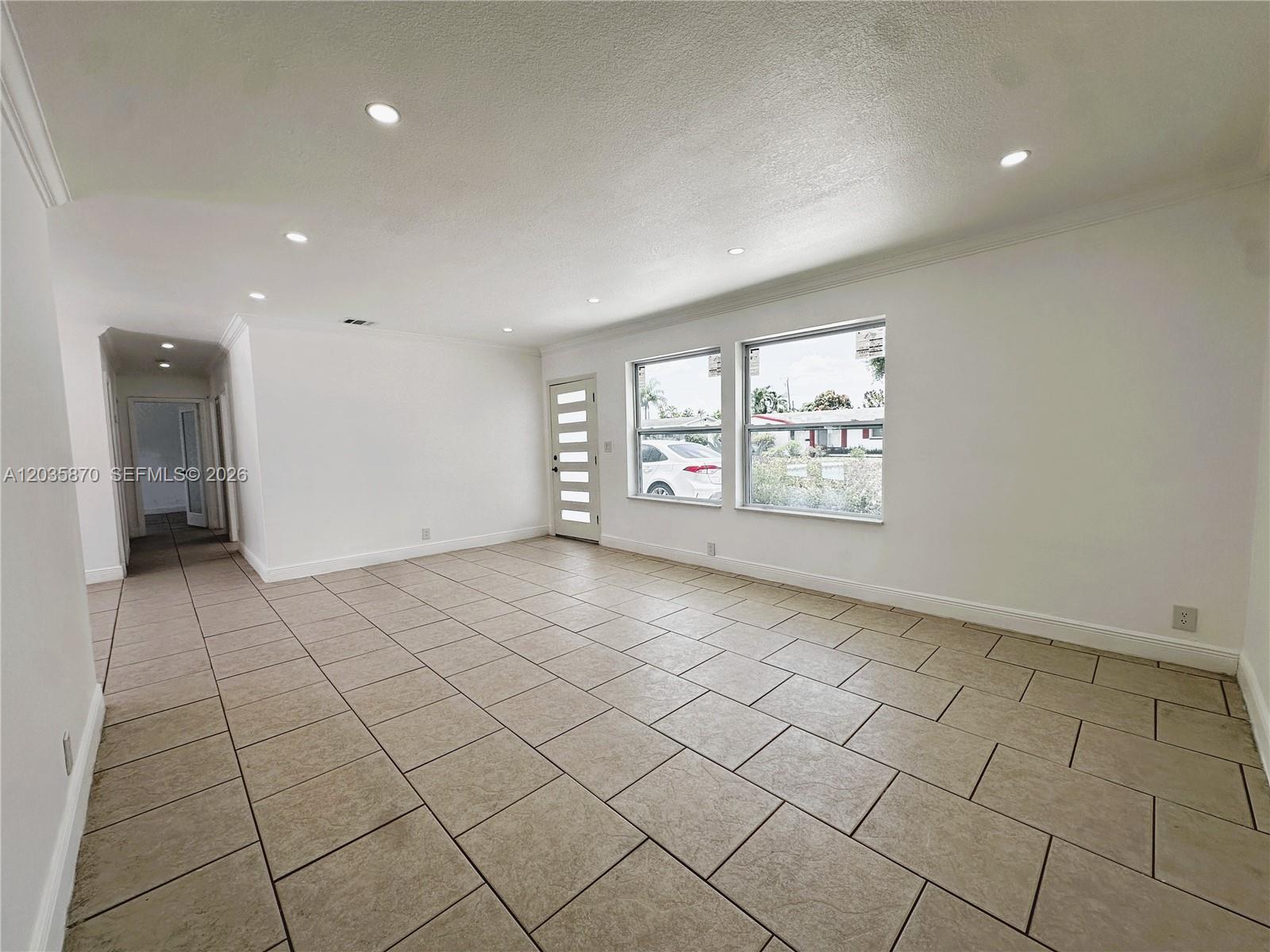 16123 SW 108th Ct, Miami FL 33157 photo 3