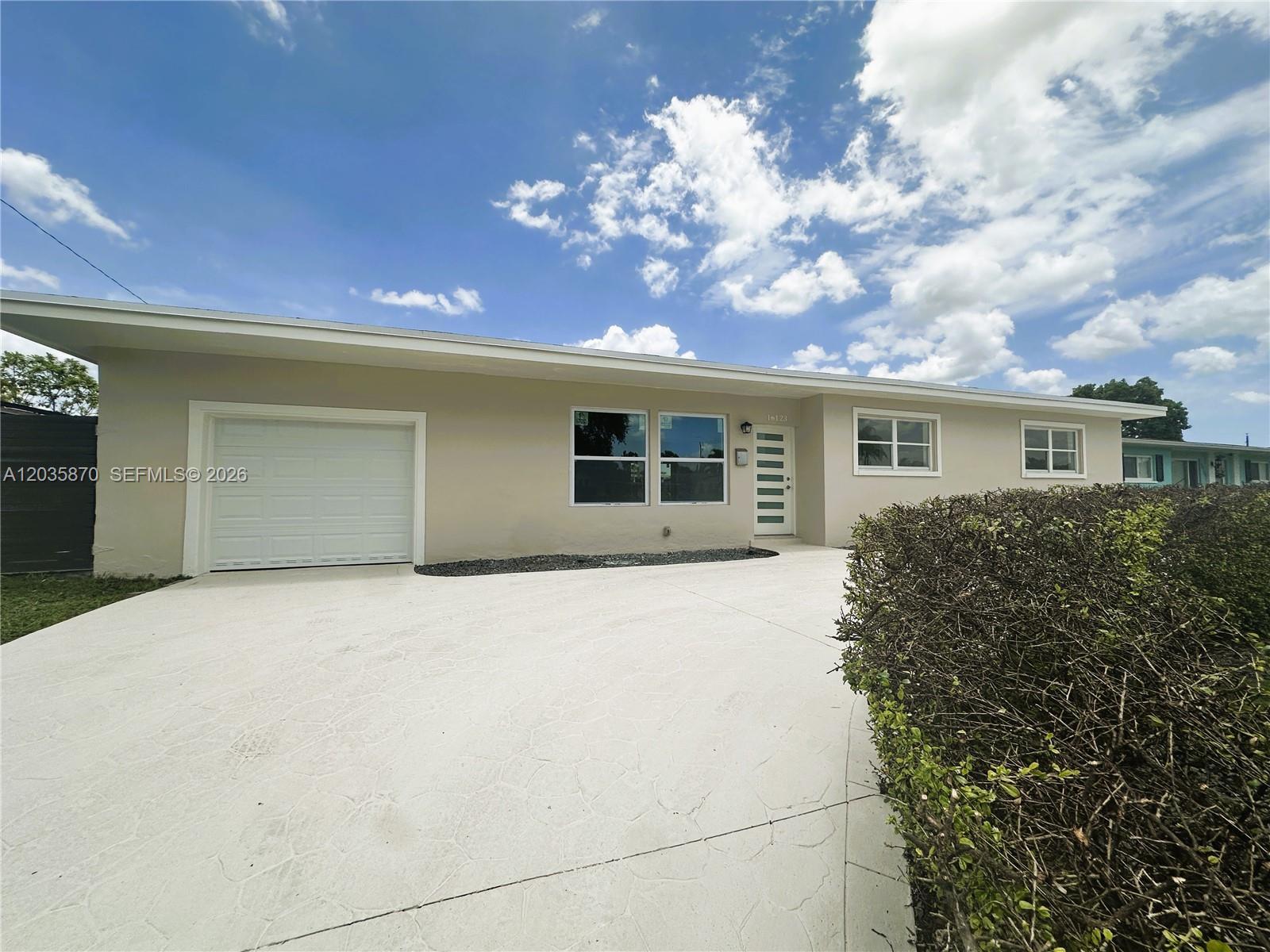 16123 SW 108th Ct, Miami FL 33157