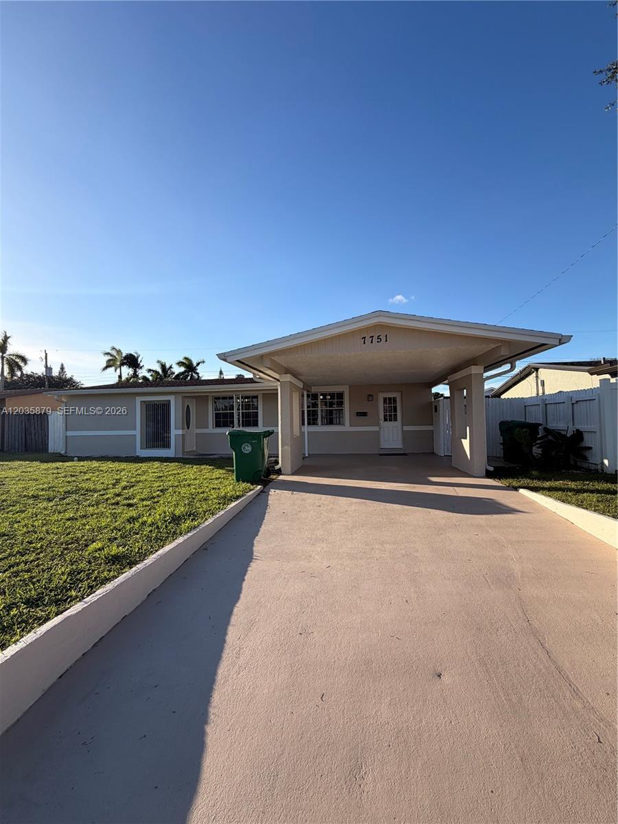 7751 NW 32nd St, Davie FL 33024 photo 3