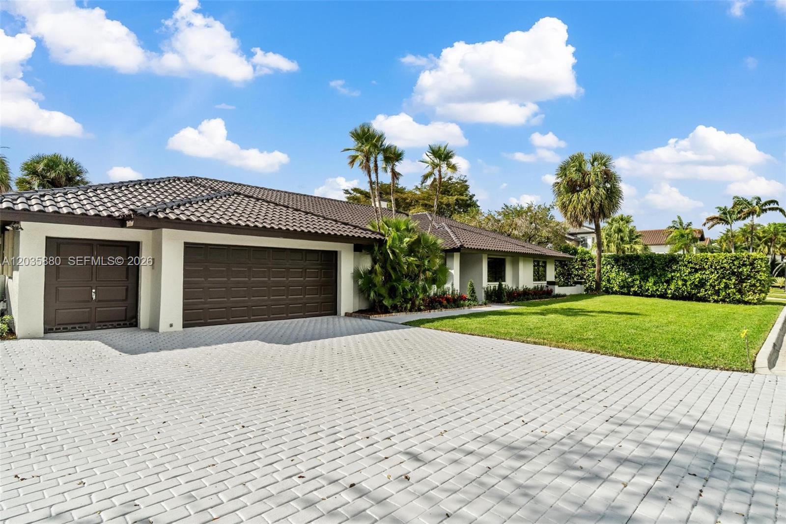 5254 NW 94th Doral Pl, Doral FL 33178 photo 2