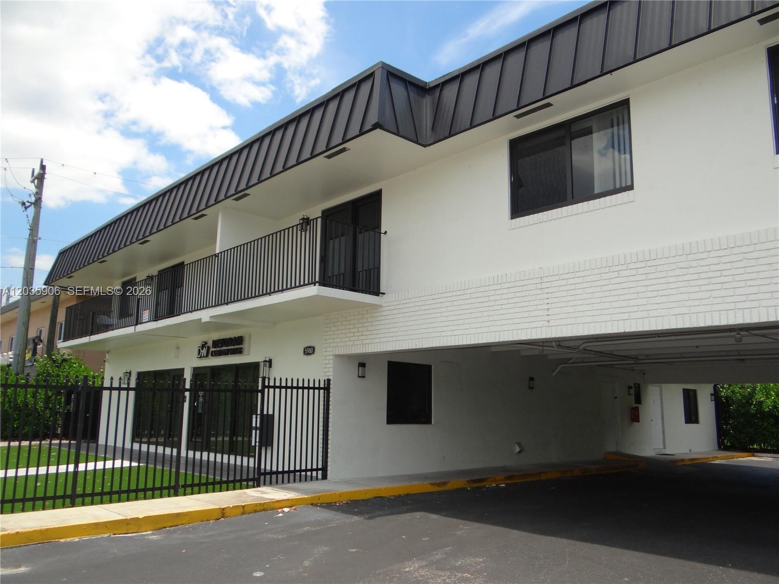 5980 SW 40th Ave # C, Dania Beach FL 33312 photo 2