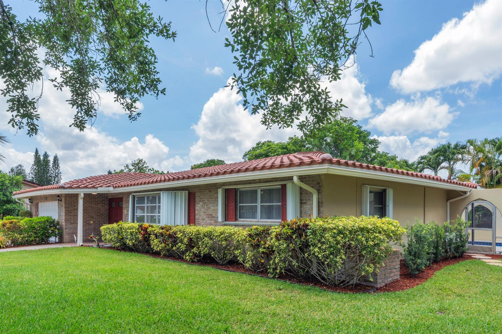 3860 NW 100th Avenue, Coral Springs FL 33065 photo 4