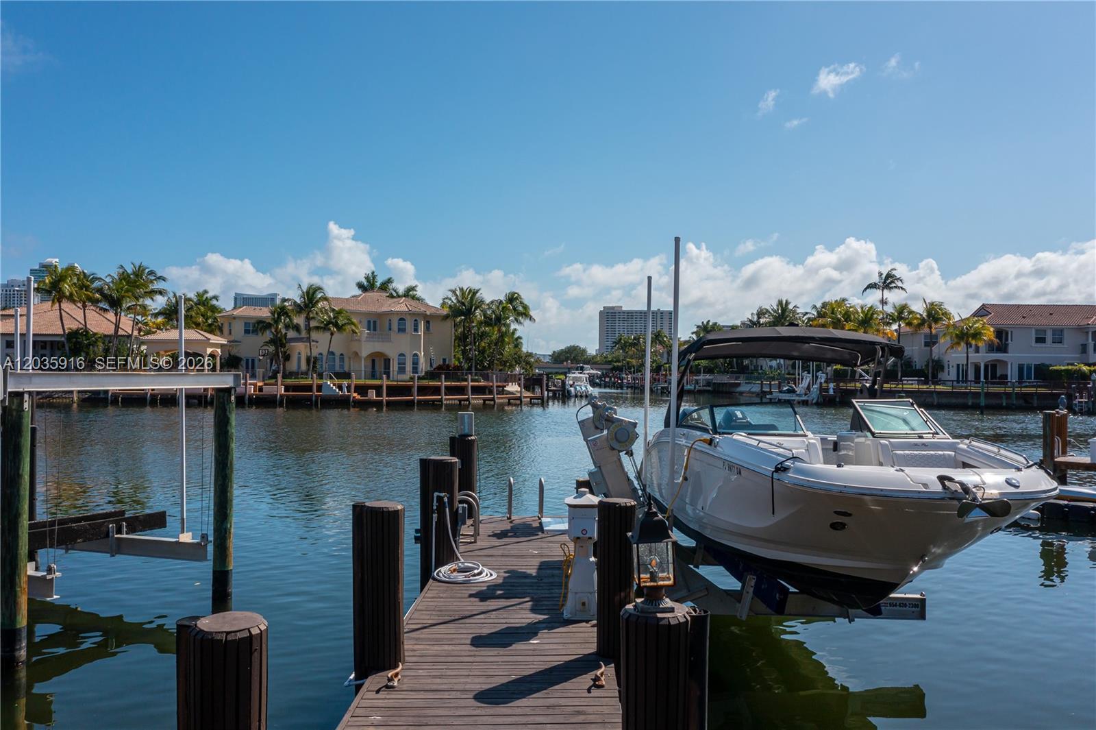 954 Sanibel Dr # 954, Hollywood FL 33019 photo 2
