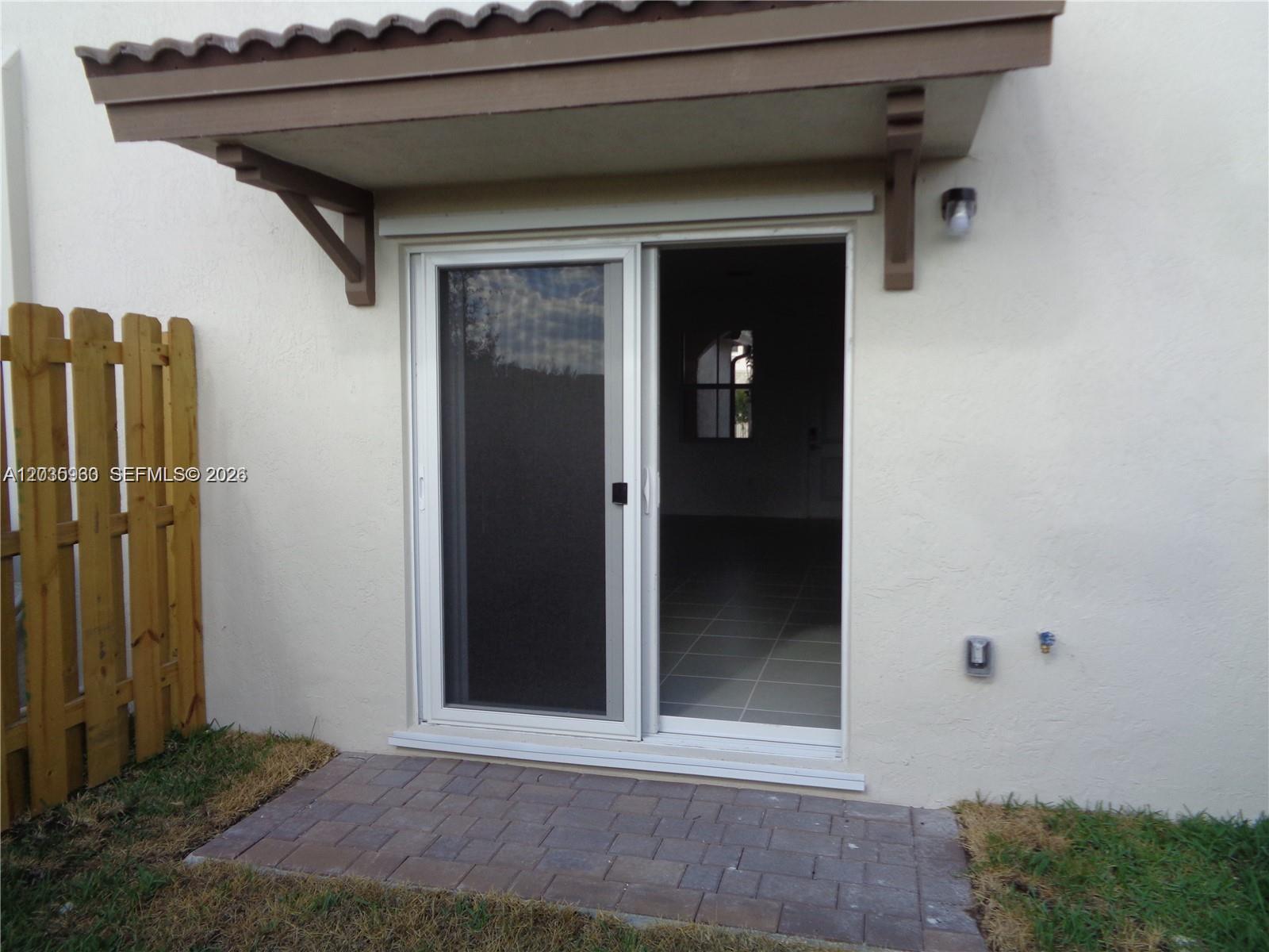 2514 SE 29th St # 2514, Homestead FL 33035 photo 2