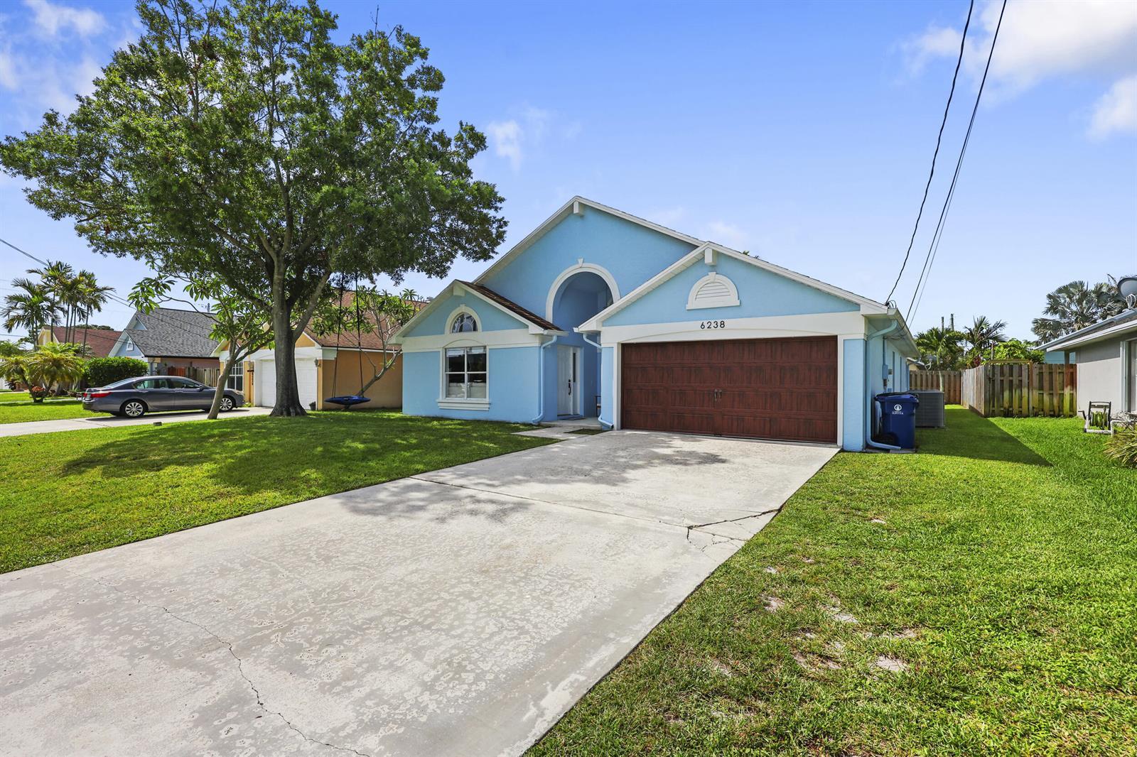 6238 Pompano Street, Jupiter FL 33458 photo 3
