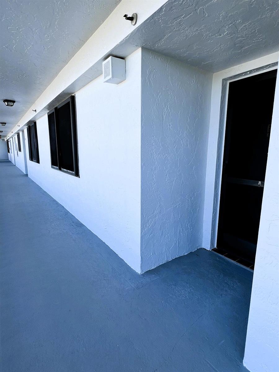 7770 Tahiti Lane # 504, Lake Worth FL 33467 photo 2
