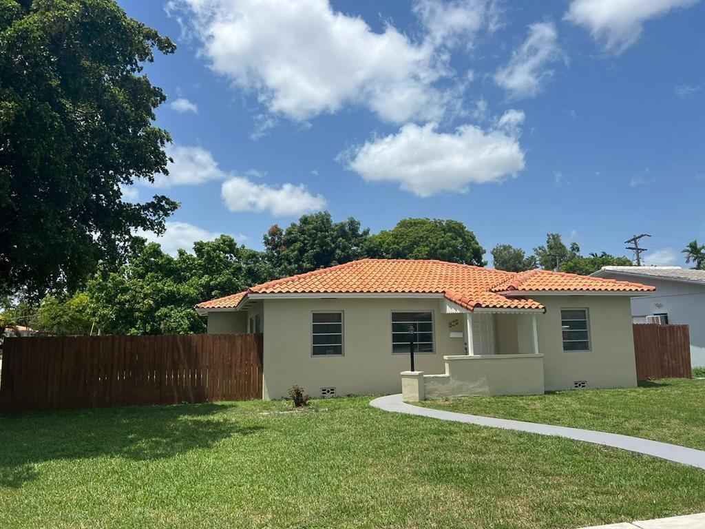 875 Westward Drive, Miami Springs FL 33166 photo 2