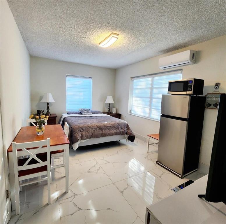 875 Westward Drive, Miami Springs FL 33166 photo 4