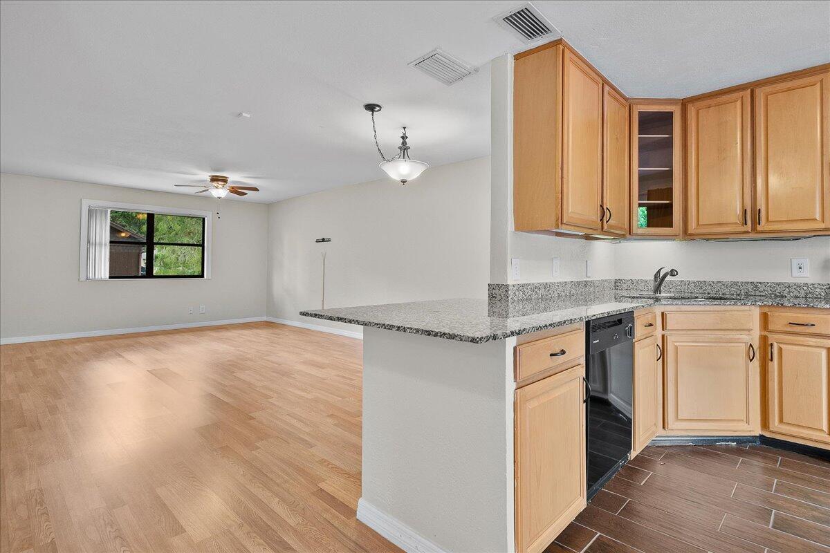325 Pennington Court, Royal Palm Beach FL 33411 photo 3