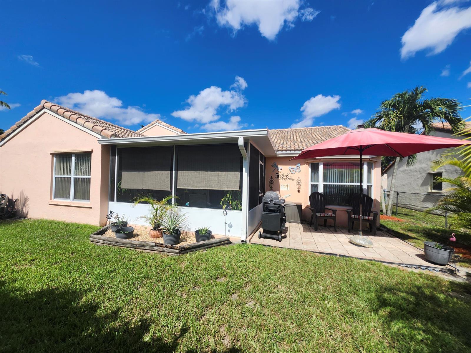120 NW 189th Avenue NW, Pembroke Pines FL 33029 photo 3