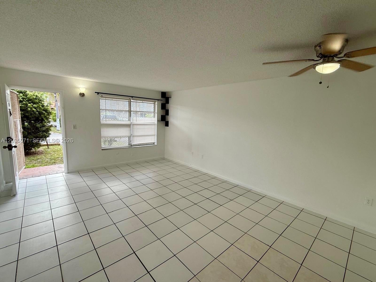291 NW 177th St # 107, Miami Gardens FL 33169 photo 2