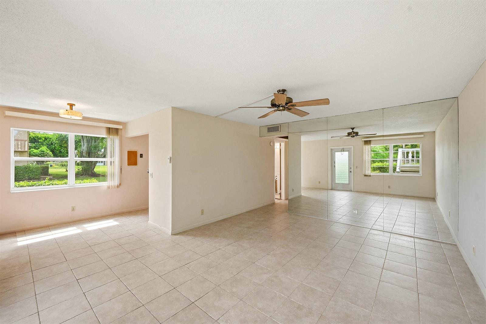 132 Cambridge F, West Palm Beach FL 33417 photo 5
