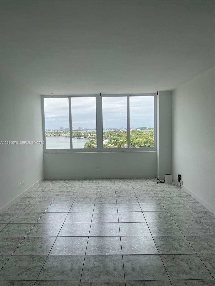 7441 Wayne Ave # 8B, Miami Beach FL 33141 photo 2