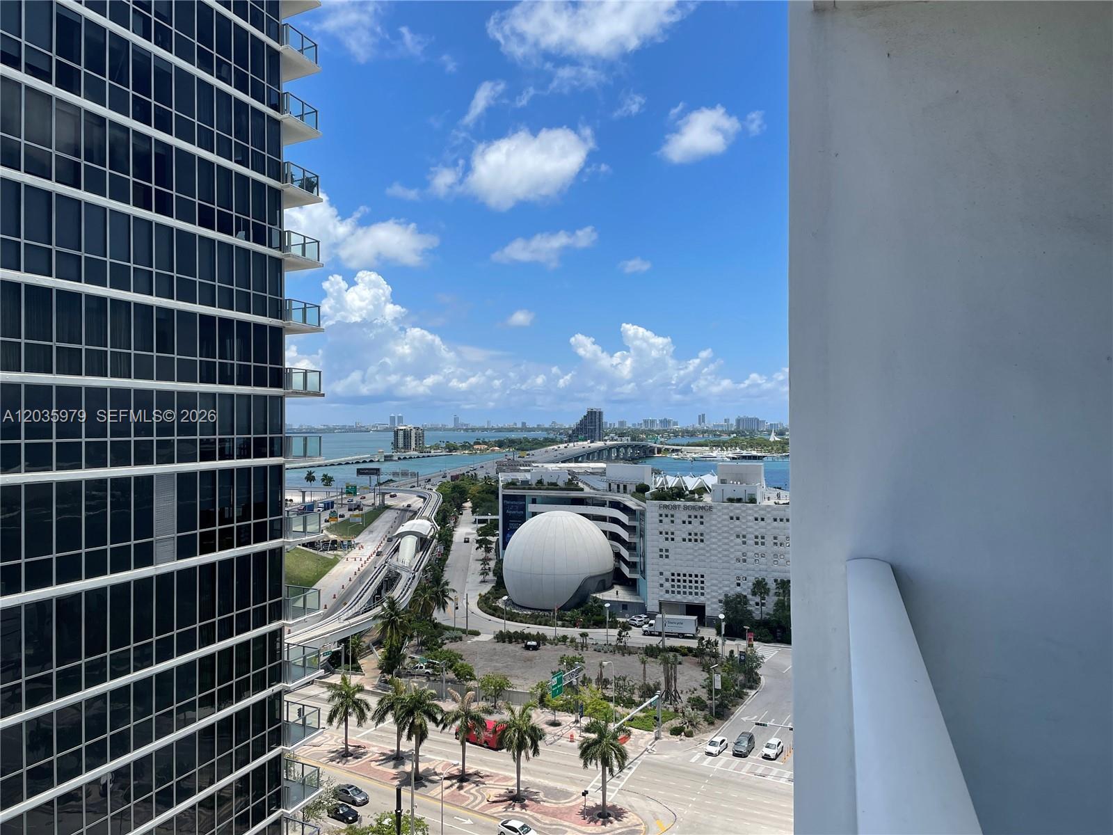 1040 Biscayne Blvd # 1105, Miami FL 33132 photo 2