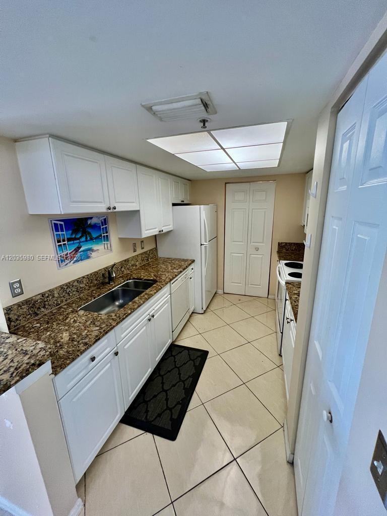 Royal Palm Beach, FL 33411 photo 4