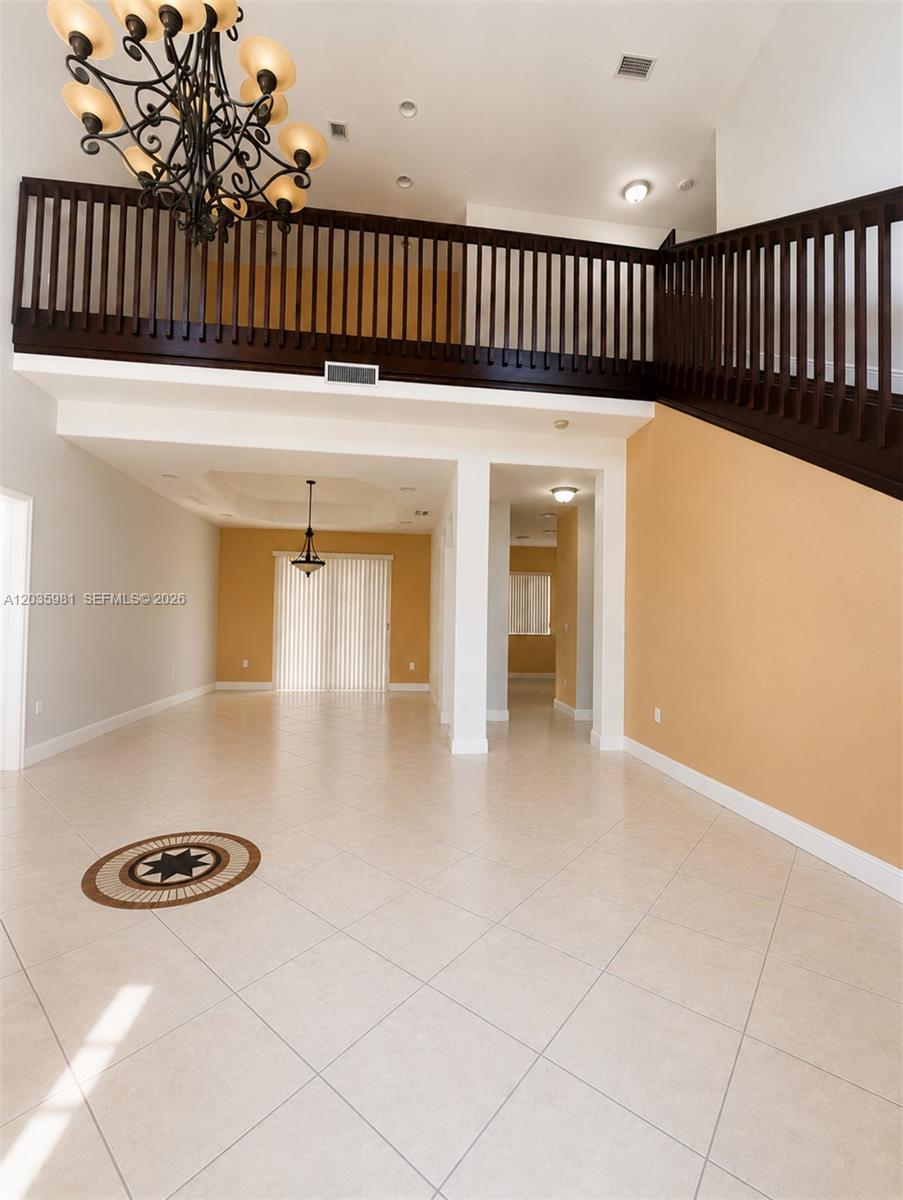 7856 NW 167th Ter, Miami Lakes FL 33016 photo 3