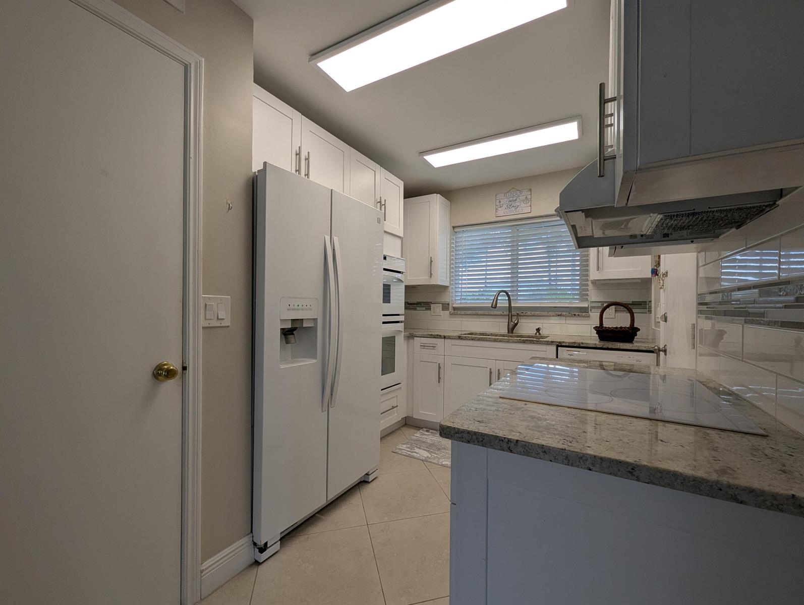 331 Tequesta Drive Unit 123, Jupiter FL 33469 photo 3