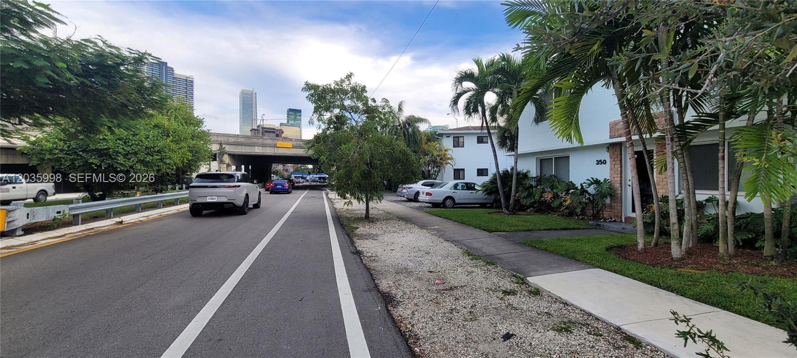 350 SW 15th Rd # 9, Miami FL 33129 photo 2