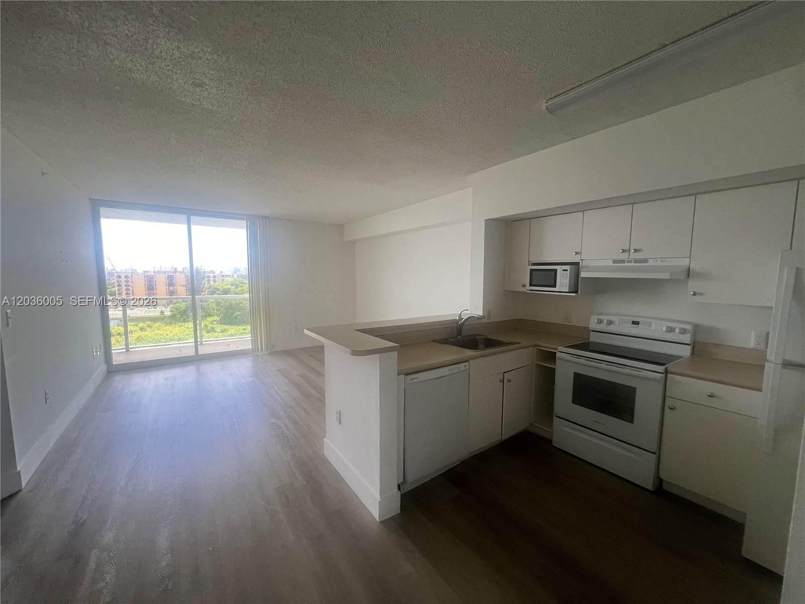 5077 NW 7th St # 809, Miami FL 33126 photo 5