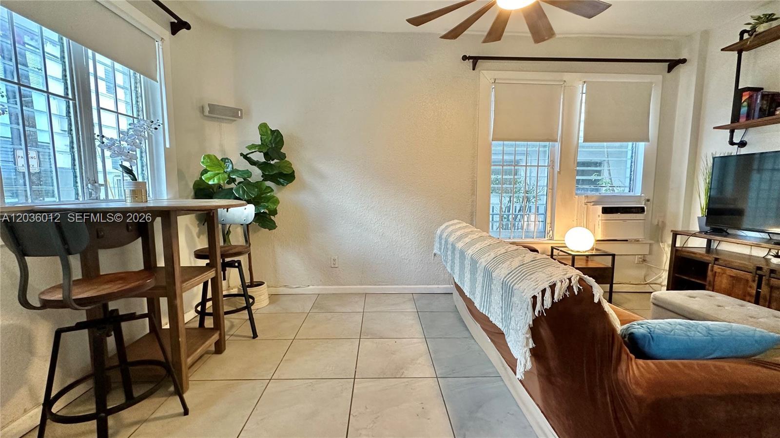 842 Meridian Ave # 1E, Miami Beach FL 33139 photo 4