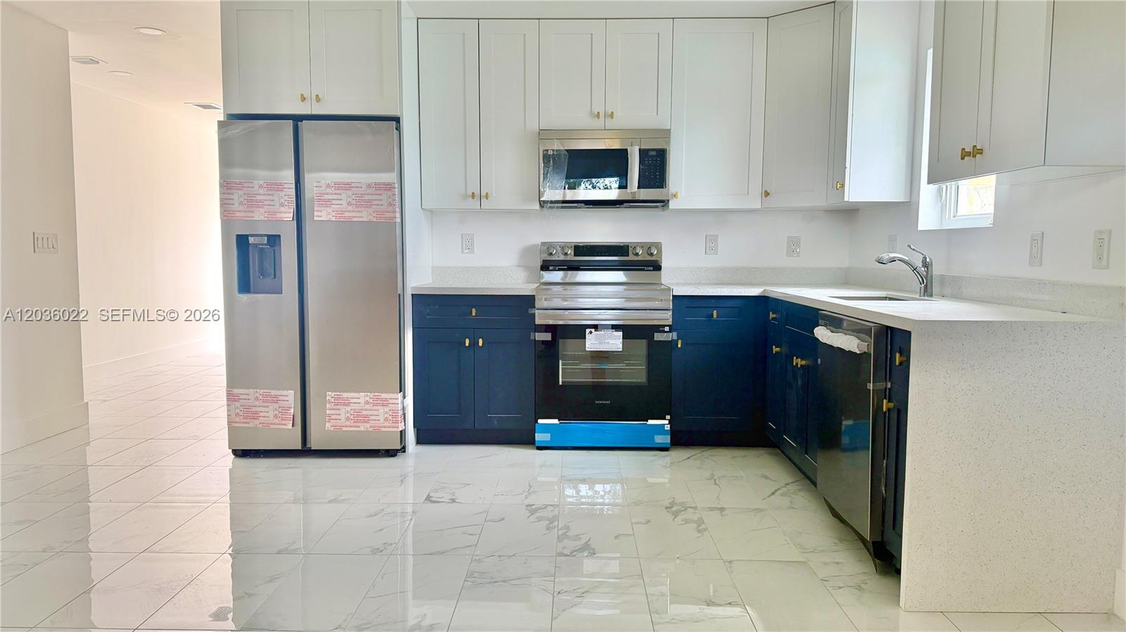 1629 NW 40th St, Miami FL 33142 photo 5