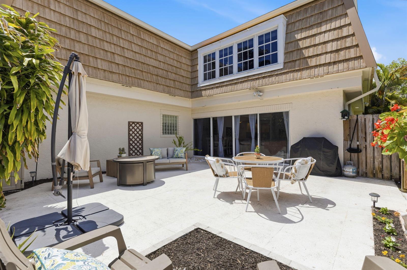 11588 Winchester Drive, Palm Beach Gardens FL 33410 photo 4