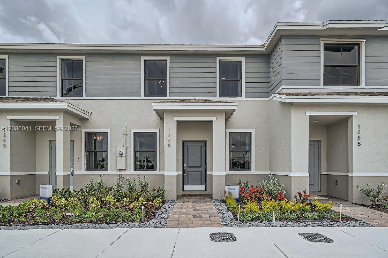 1366 NE 4th Ave, Florida City FL 33034 photo 5
