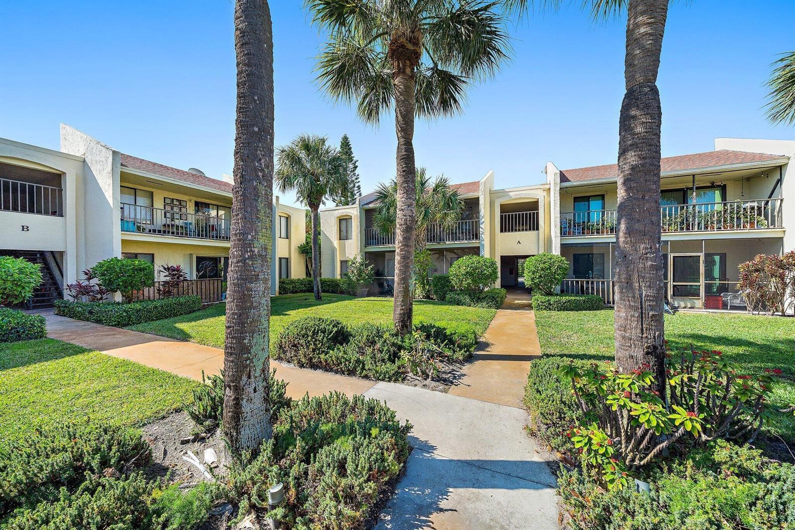 150 Pineview Road # G8, Jupiter FL 33469 photo 2