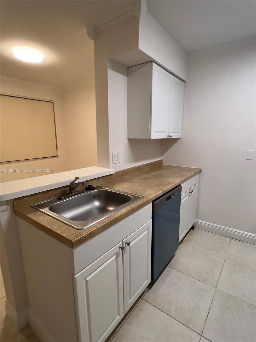 2880 N Oakland Forest Dr # 107, Oakland Park FL 33309 photo 3