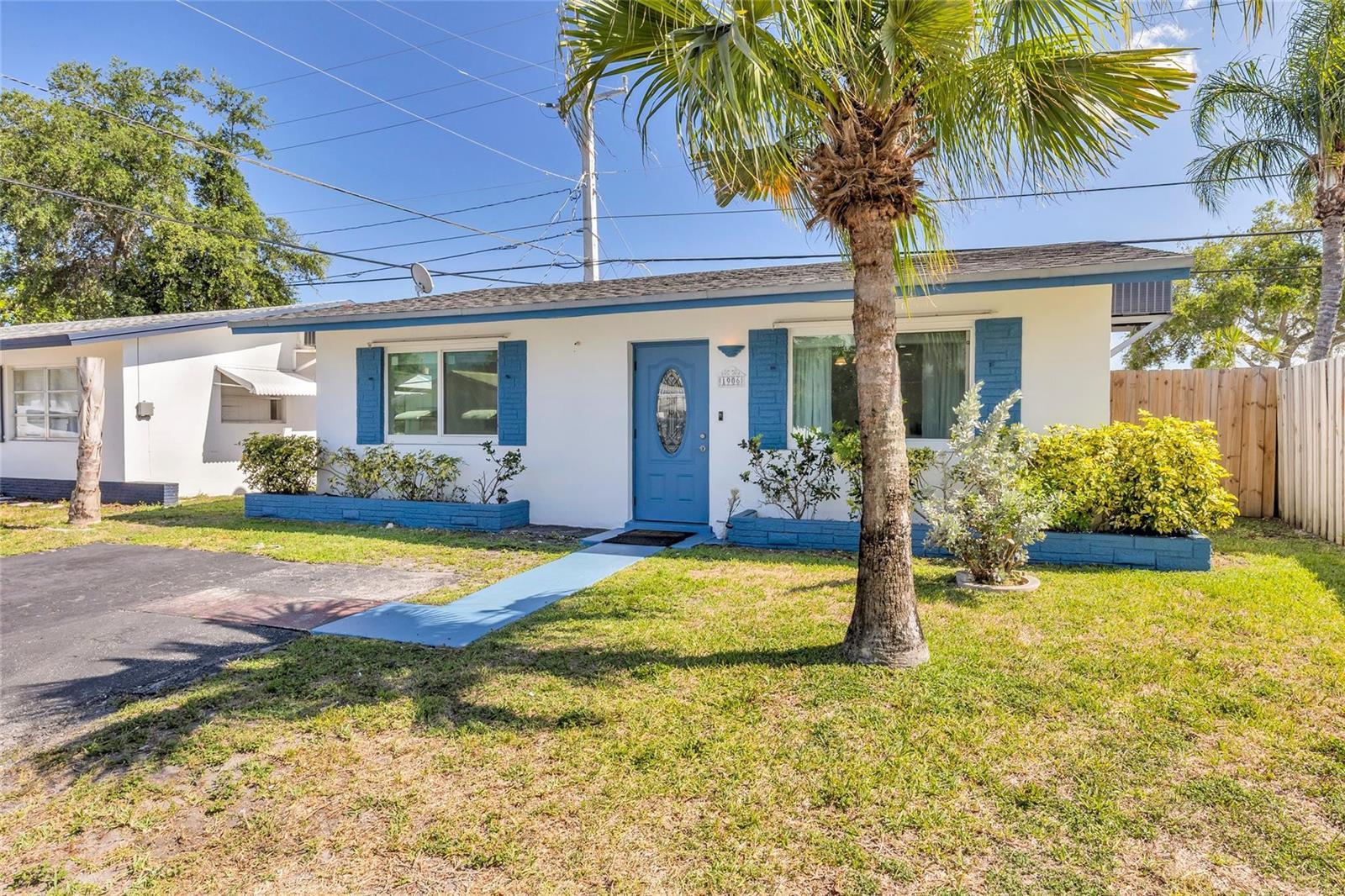 1906 NW 45th Court, Tamarac FL 33309 photo 2