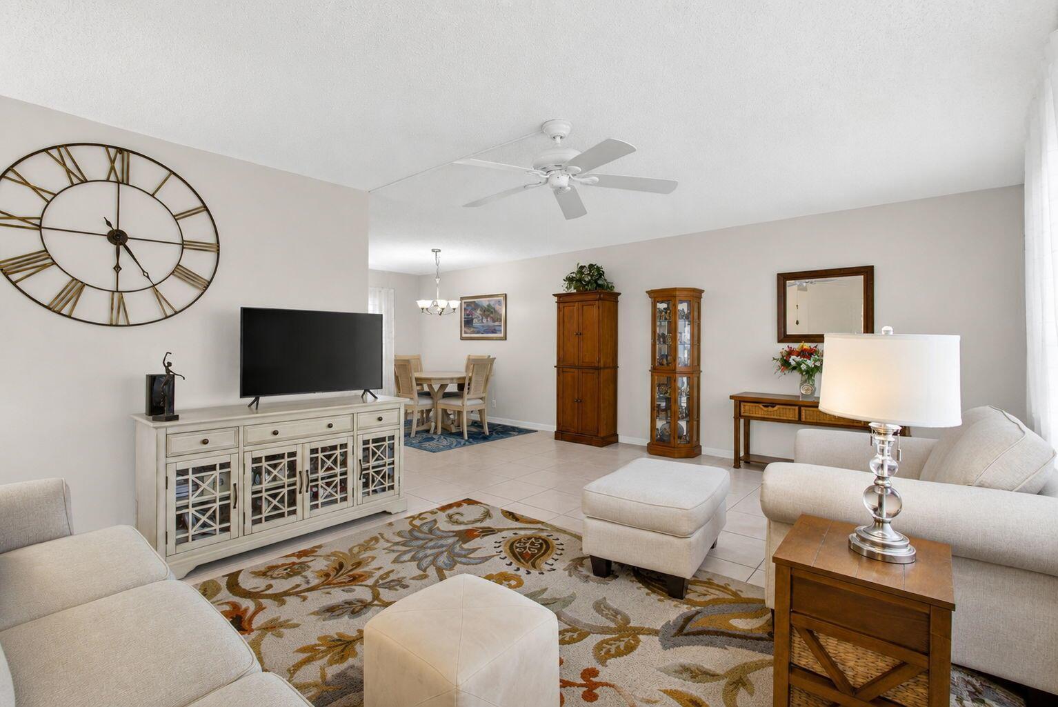 308 Greenbrier A, West Palm Beach FL 33417 photo 5