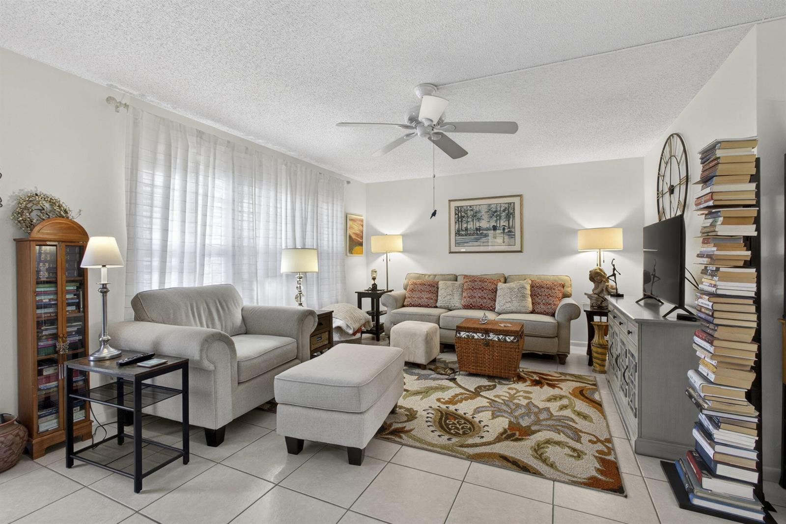 308 Greenbrier A, West Palm Beach FL 33417 photo 4