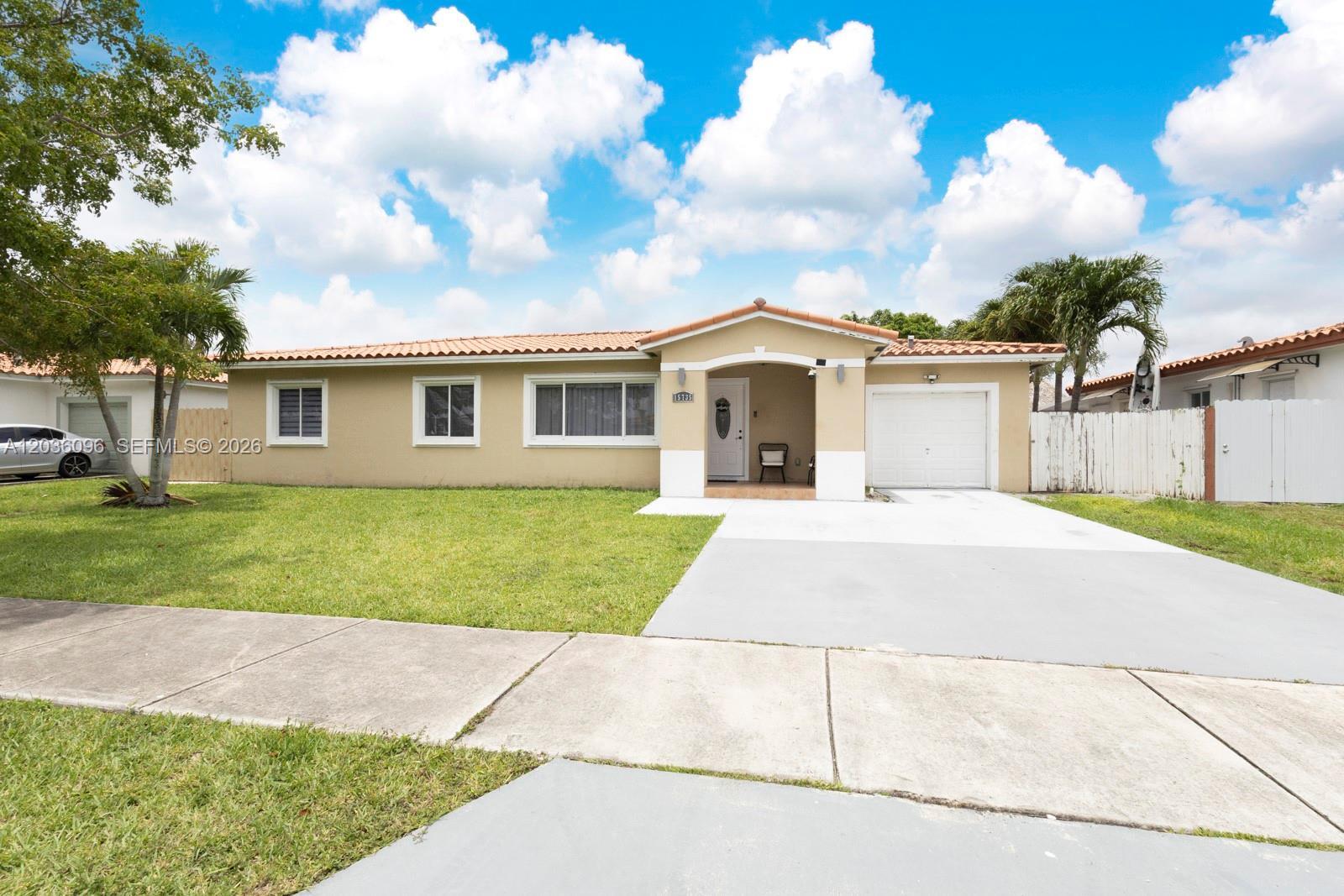 15735 SW 298th Ter, Homestead FL 33033 photo 2