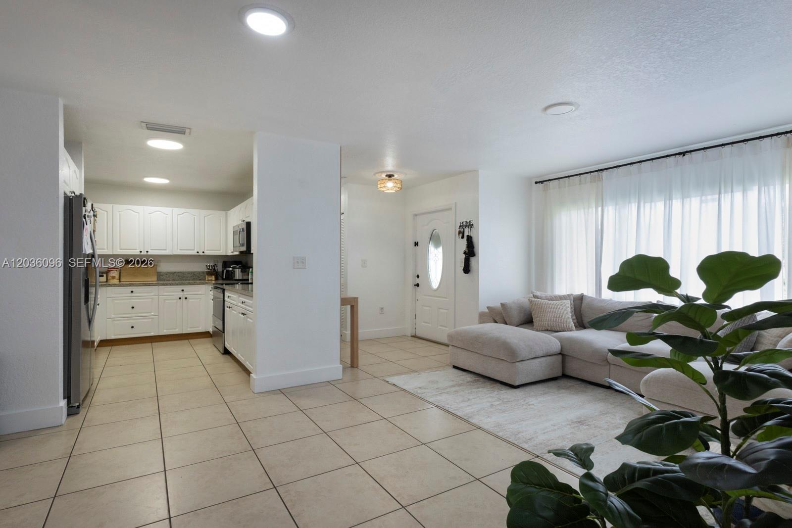 15735 SW 298th Ter, Homestead FL 33033 photo 3
