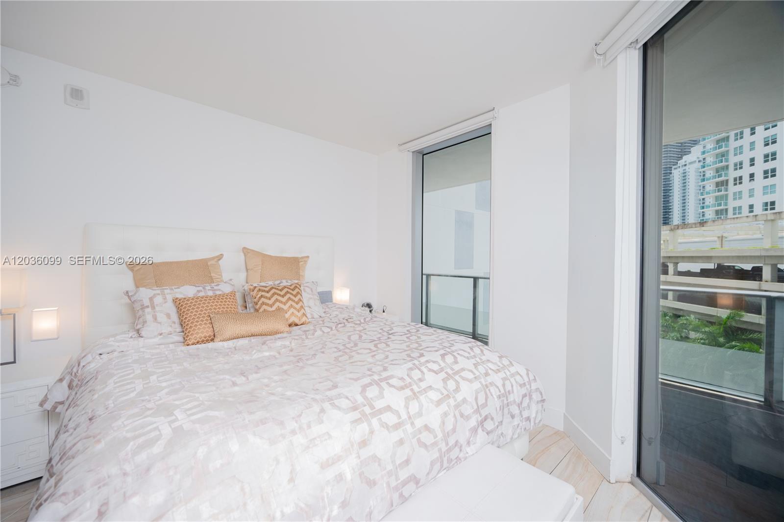 1300 Brickell Bay Dr # 710, Miami FL 33131 photo 2