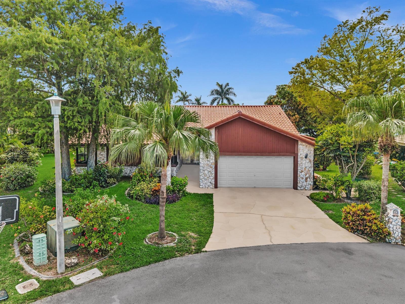 7908 NW 85th Terrace, Tamarac FL 33321