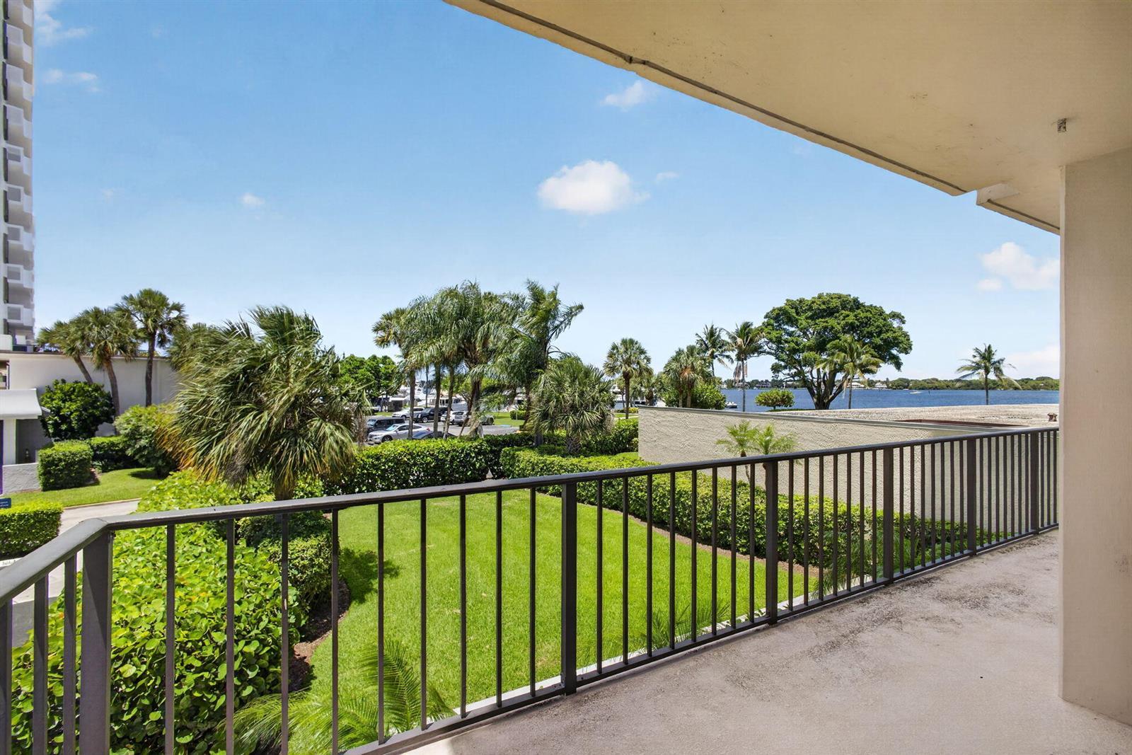 136 Lakeshore Drive, North Palm Beach FL 33408